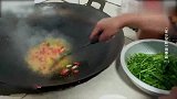 花朵竟还能做菜，爆炒之后色香味俱全，让人不爱上都难！