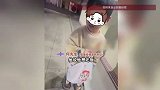 “我最想吃米饭”，深夜一男孩衣着单薄在凉菜店门口徘徊