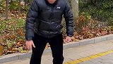 羽绒服破了洞，用这个贴一下就好了