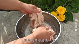 猪大肠该如何清洗才能干净，简单几步清洗大肠，吃的放心