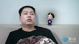 叫我僵小鱼：粑粑头发都掉光了，小鱼看着都操心
