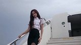 机组里新来的空姐，这颜值和身材，能当组长不是没有原因的！
