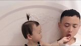 爸爸每次套路小情人，这一次小情人总算报仇了，芥末好吃吗