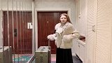 你们说我应该去干什么？我真的不知道她是怎么想的