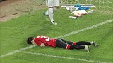 辽足外援锋线神奇连线 古斯塔沃直面门将竟打丢必进球
