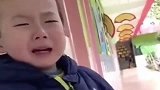 哭也是有时间限制的，小朋友你抓紧哭吧，厉害了