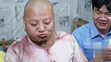 二货兄弟讨债被戏耍，结果出妙招坑老赖讨回血汗钱！太逗了