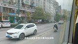 从甘肃陇南坐大巴车到九寨沟，坐了七个小时的大巴车，全是山路