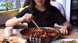 香甜酥脆的锅巴，趁热吃更好吃