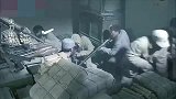 小伙霸占鬼子军火库，一把机关枪不断扫，鬼子全部干掉