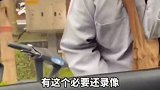 车主街边偶遇假和尚，“我看你面带佛光”网友：手机一拍佛光就没了