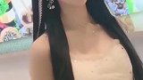 这么可爱的小姐姐是做女朋友还是娶回家呢
