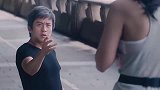 搞笑剪辑：三兄弟都在一个坑里，那得多挤啊