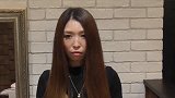 美女长发很漂亮，却想尝试波波头，没想到剪完气质改好了