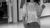 小姐姐巧妙穿搭，让你的大长腿露出来
