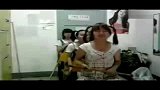 自拍秀-20110725-抽风女大学生寝室搞笑表演