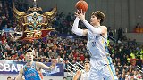 一个能打的都没有!恶搞王哲林打爆新疆全队拿五杀