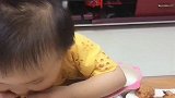 暖宝这东西也太好吃了，我要多吃点，真的好香啊