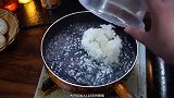 百合干怎么食用，营养又好喝的百合红枣粥，超级开胃