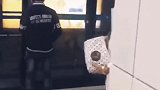 变装送糖被拒，小姐姐你知道自己错过了什么吗
