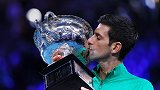 全景回顾2020澳网男单决赛：这个名字被第八次铭刻