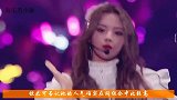 太邋遢？杨超越节目里闻自己袜子，回怼网友：仙女的脚不会臭