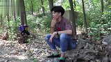 小夫妻玩坦白局，老婆问老公有几个前任，老公的回答太劲爆了