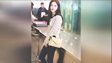 鞠婧祎莞尔一笑上演“撩发杀”，肌肤无暇不愧入选全球最美面孔