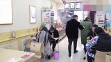 乞丐进饭店吃饭遭小伙嫌弃，结局令人感动