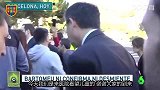 巴萨主席出席慈善活动遭围堵 拒绝回应梅西存在解约条款
