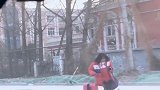 今天终于看到老公的“小情人”了，花他钱住他房子，真想教训她！