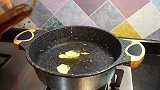 上一道硬菜，梅菜扣肉，天冷了，我有菜，有酒，谁有故事？
