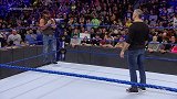 WWE-17年-SD第918期：谢恩小拳拳暴锤AJ 再施经典远距离爆桌-花絮