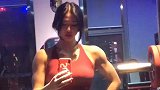 后面那个小姐姐你在干嘛 我在拍视频呢