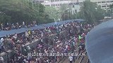 印度火车真的车顶上挤满人吗真实的是这样的，看完让人意外