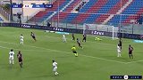 第16分钟AC米兰球员恰尔汗奥卢射门 - 被扑