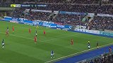 第38分钟斯特拉斯堡球员达科斯塔射门