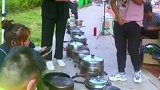 河南农民新发现把丝瓜瓤子蒸除油