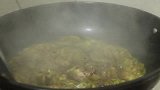 大彭做荷包蛋焖茄子，8个茄子5个鸡蛋，第一次做感觉好香
