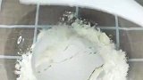 想吃面条不用买，大妈教你在家做菠菜手擀面，步骤简单口感劲道！