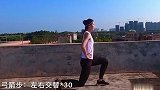 60秒暴汗燃脂训练！去天台健身也别忘了戴口罩哦