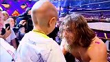 众星为抗癌小男孩圆摔跤梦wwe 暖心一幕 爱心面前没有演员