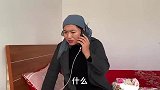 小舅子打牌欠债，岳母上门逼怀孕女儿打工还，女婿出差回家真解气