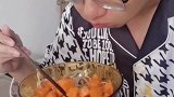 通宵喝酒又不是什么大事~ 婷姐来了 中年夫妻 中年夫妻的骚操作 黑暗料理 迷惑行为大赏 我是原创