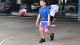 一波小小的拉杆