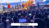 汪峰演唱会被群嘲，台下大片空座无人买单，本人唱到破音好心酸