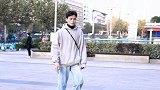 吴小跳又来撩小哥哥了，说好不脸红的，怎么害羞了