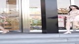 小姐姐这1米8的大长腿怎么长的，实在挪不开视线呀