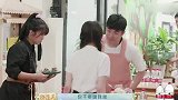 黄渤天生演技派，吃芥末冰棍面不改色，宋祖儿被辣哭