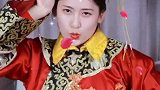 让本宫看看是谁，还不过来看本宫呢